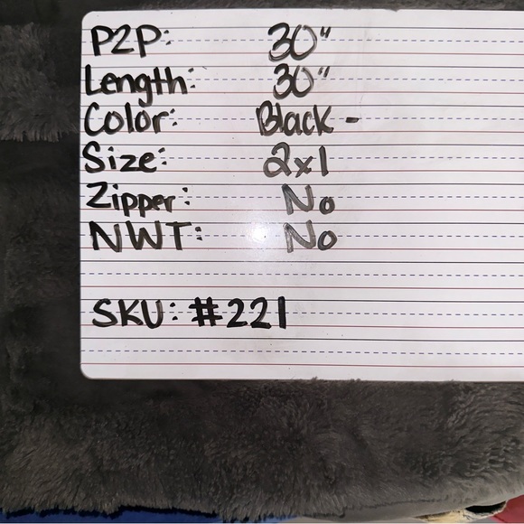 Fashion Nova Black Velvet Crop Top #221 - Picture 4 of 4